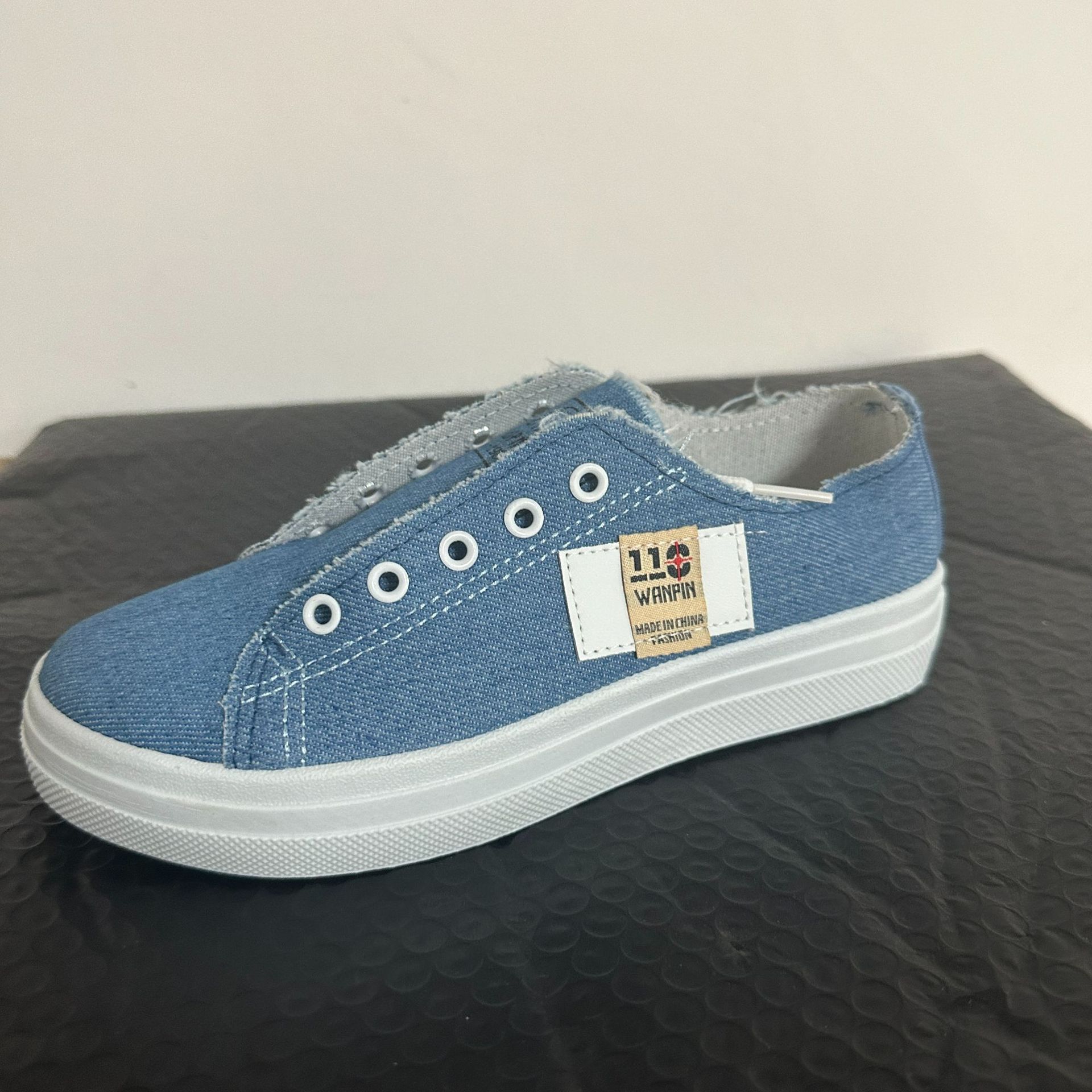 

Холщовые туфли детские осенние новые женские туфли весенние белые туфли студенческие спортивные туфли на плоской подошве кеды 39