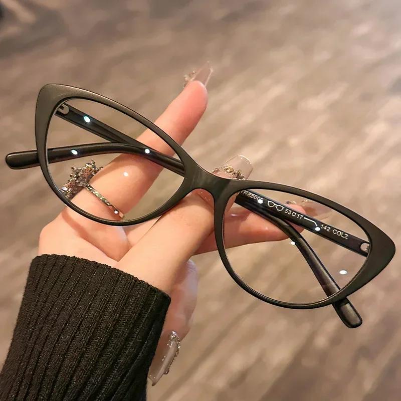 

New Stylish Classic Cat Eye Women s Flat Light Glasses Retro Ultra Light Neutral High Quality Anti Blue Light Glasses