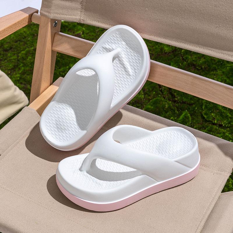 2025 Women's Height-Increasing Thick-Soled EVA Flip-Flops: INS Versatile Beach Thong Sandals