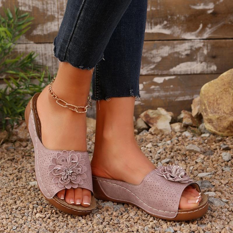 New slope heel flower large size cool slippers women's summer open toes wear platform slippers hole shoes