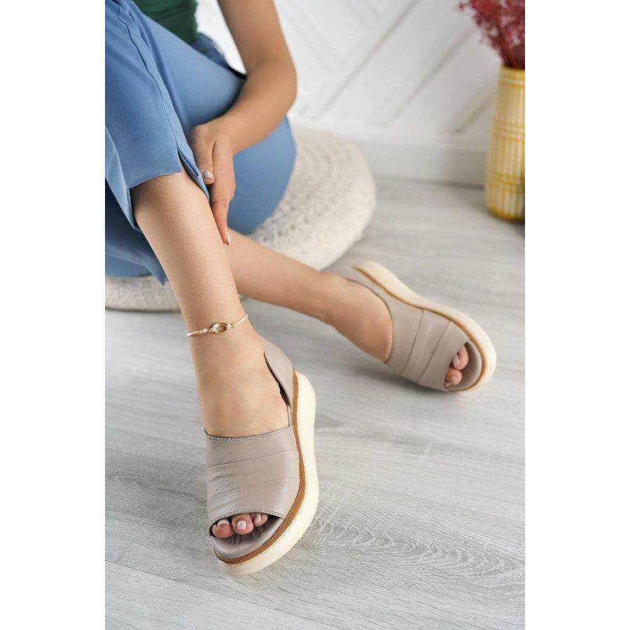 

Женская летняя обувь из натуральной кожи