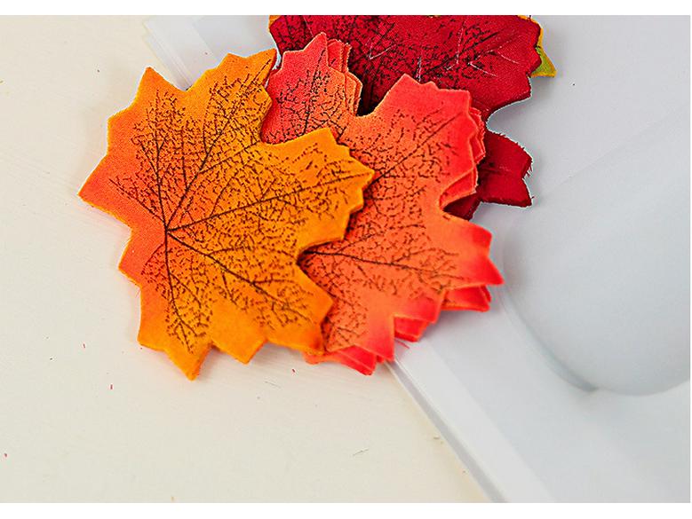 Artificial Red Maple Leaf & Green Leaves Decoration for Kindergarten, Shop Windows, and Landscaping