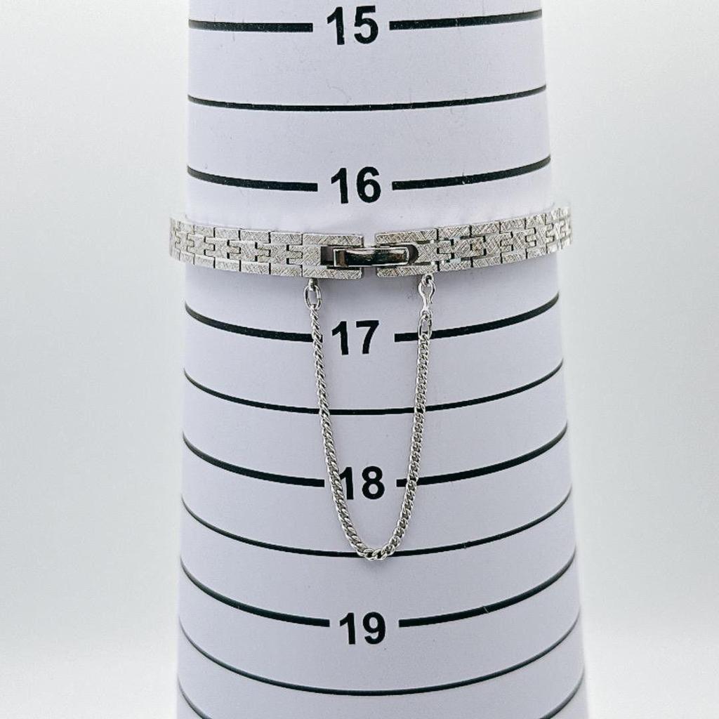 Used Good Condition [operating/battery Replaced] ORIENT Bracelet Watch Bangle Silver Stone
