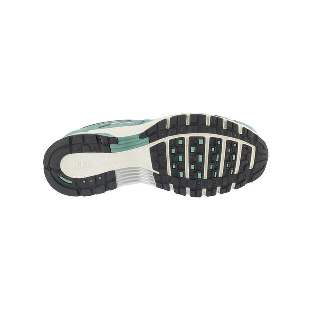 Кроссовки Nike P-6000