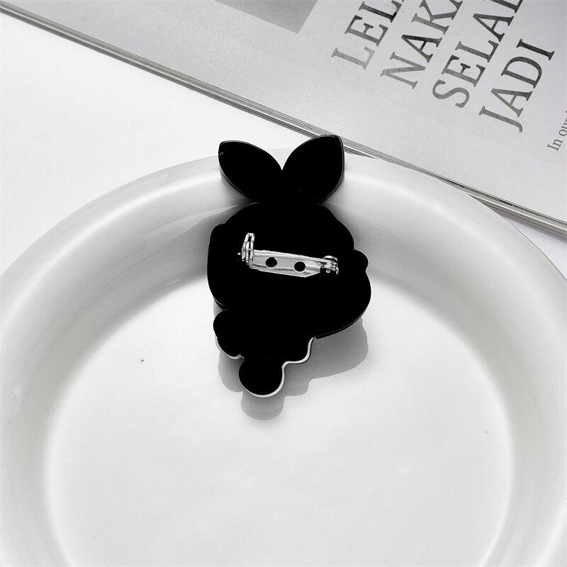 Blucome Lovely Style Brooch For Women Wear Big Sunglass Cartoon Dog Woman Brooches Acrylic Material Girls Jewelry for Gifts