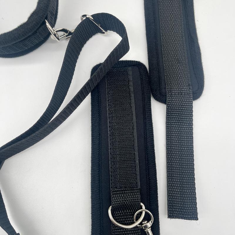 Erwachsene Sex Bar Spreizer Halsleine SM Sklaven Handschellen Fußfesseln Offener Oberschenkel Handfessel Sexspielzeug Sets Weiche Fessel Metallstäbe