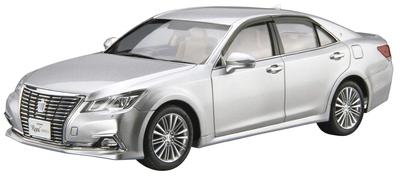 Aoshima Bunka Kyozaisha Die Modellautoserie Toyota Crown Royal Saloon G 2015 Plastikmodell 1/24 Nr.121 GRS210/AWS210