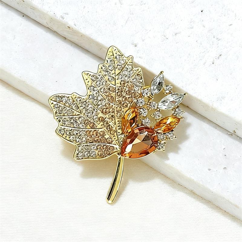 New Yellow Maple Leaves Full Crystal Rhinestone Brooch Pins Party Wedding Girl Friend Christmas Gifts