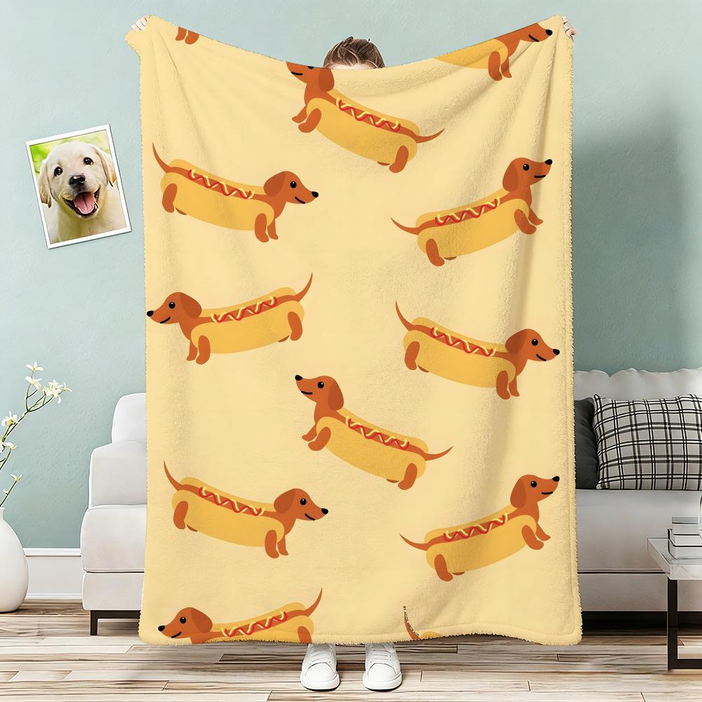 Cute Dachshund Throw Lightweight 240G Flannel Blanket Soft Skin-Friendly For Summer Cooling