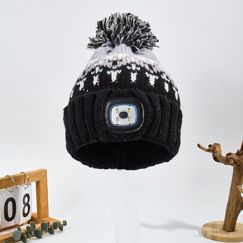 Outdoor ear protectors, wool caps, warm tide lights, anti-piling winter hats, men's and women's black knitted hats, night running