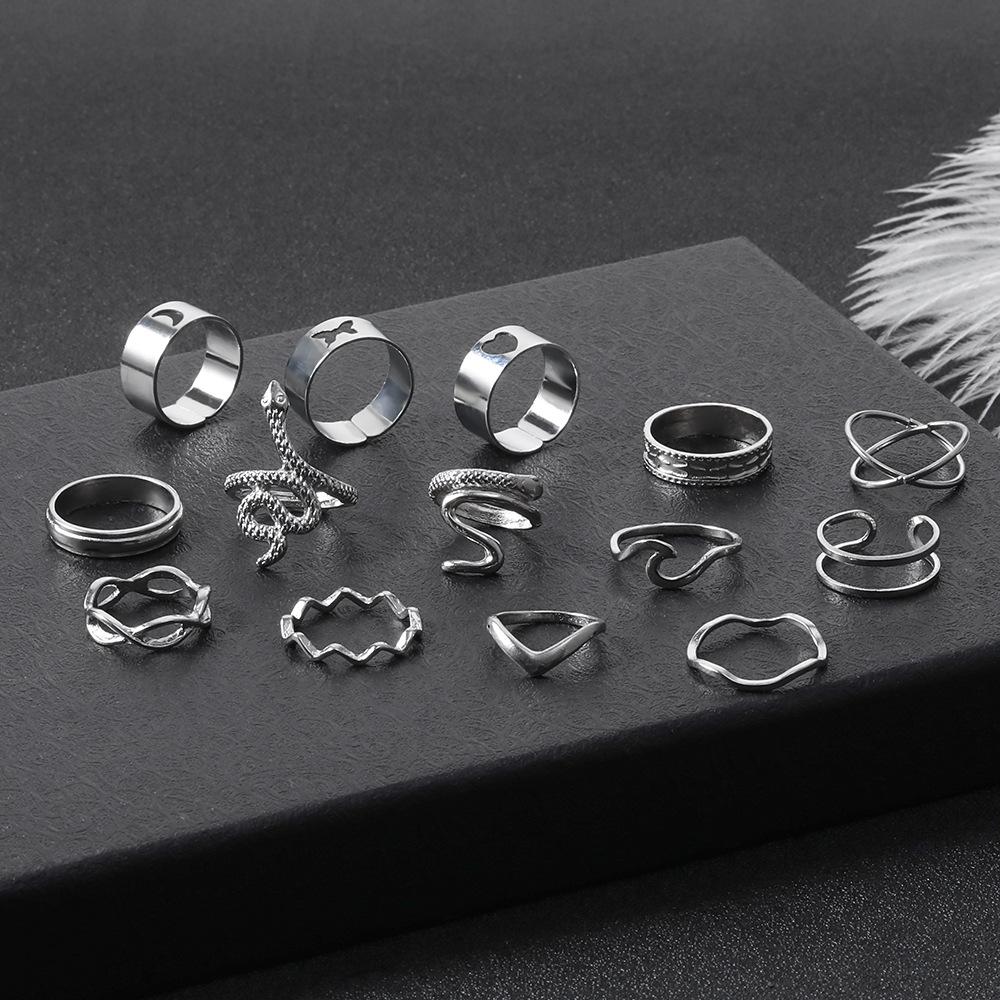 Butterfly Ring Fashion Personality Animal Snake Hollow Love Moon Cross 14-Piece Ring Female