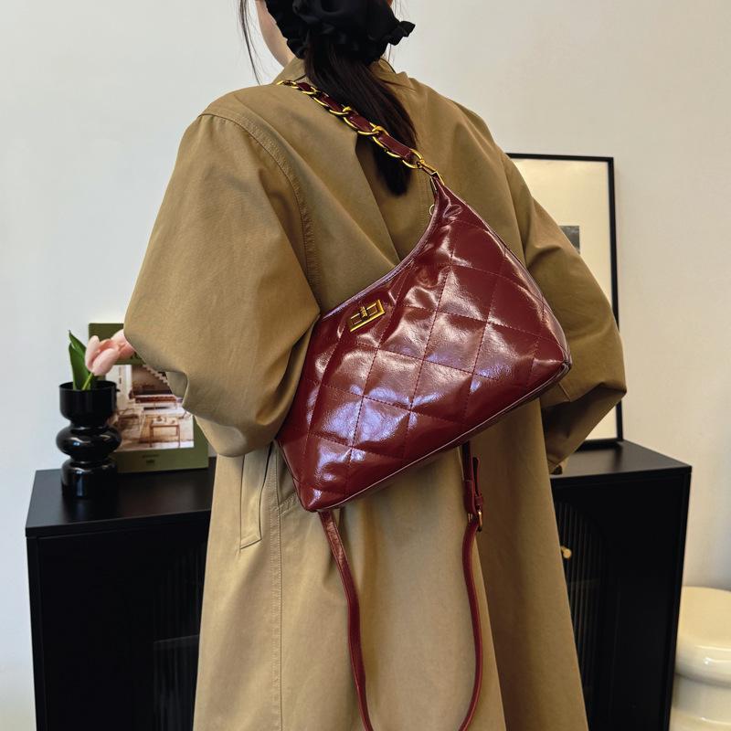 Autumn New Fashion Embroidered Thread Chain Underarm Bag Versatile Single Shoulder Diagonal Span Trendy Women's Bag