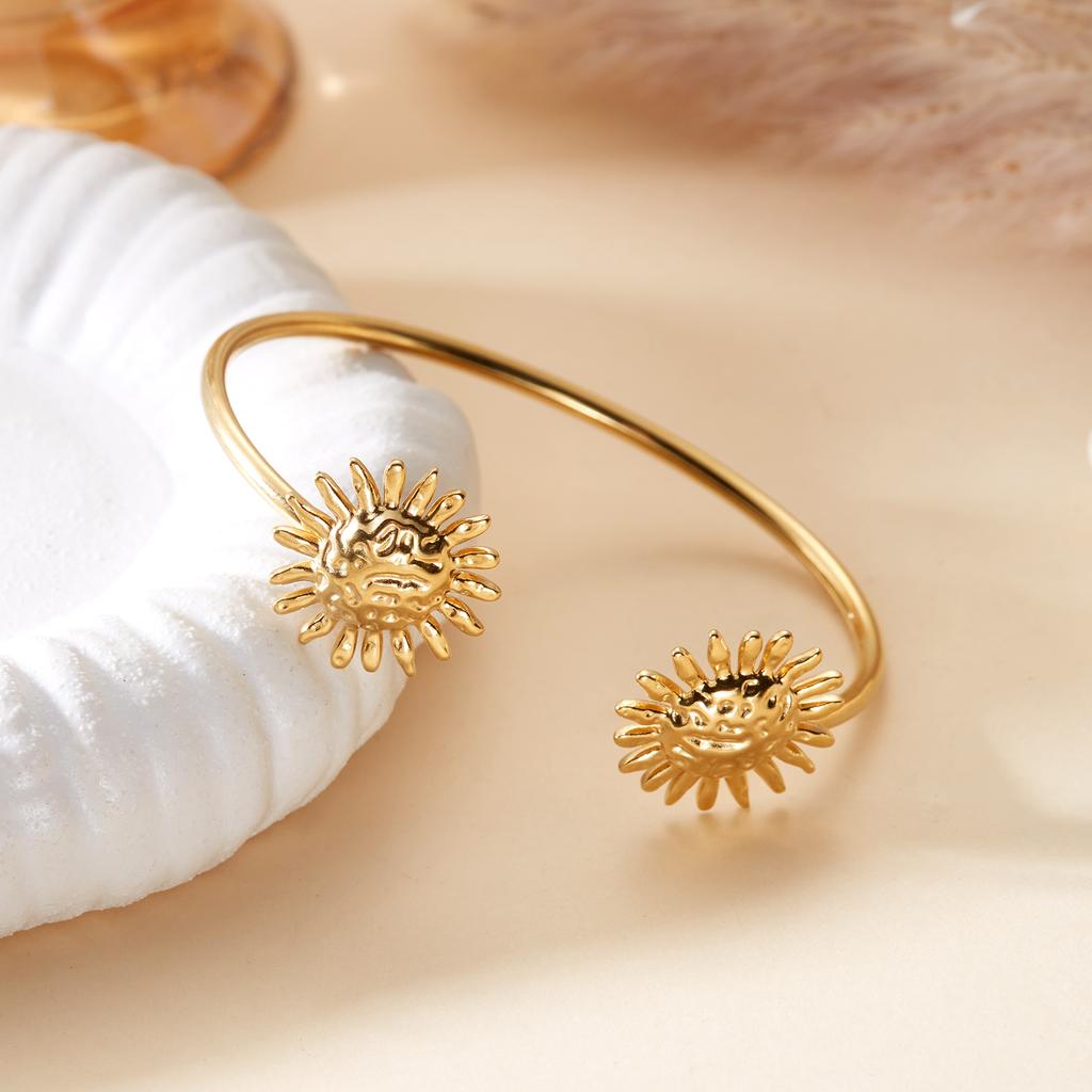 Light Luxury Stainless Steel Sunflower Open Bangle for Women Delicate Stackable Seaside Vacation Party Jewelry Accessories