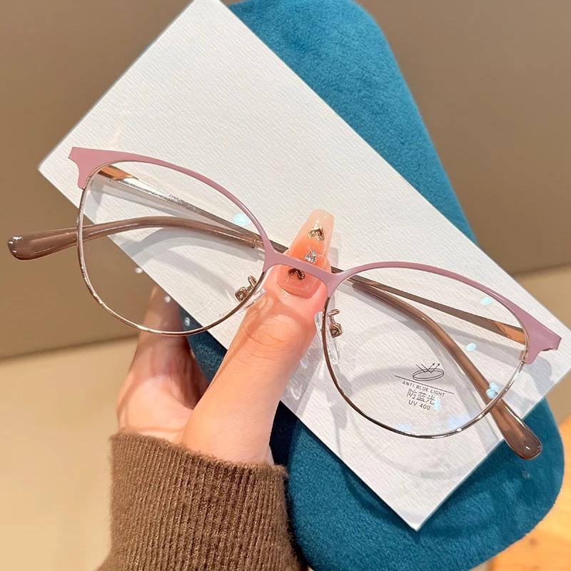 Fashionable Metal Frame Cat Eye Womens Reading Glasses Ultra Light Anti Blue Light Glasses Personalized Luxurious