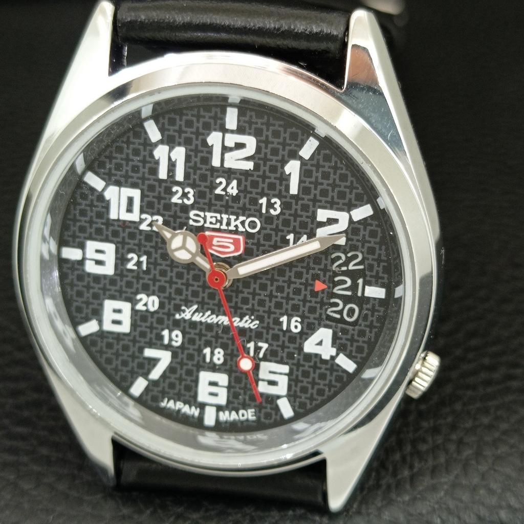AUTOMATIC VINTAGE REFURBISHED SEIKO 5 JAPAN MENS BLACK DIAL WATCH a445511-1