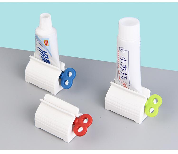Toothpaste Squeezer, Roller Tube Toothpaste Squeezer with Frosted Handle, Toothpaste Holder, Vertical Bathroom Organizer Random
