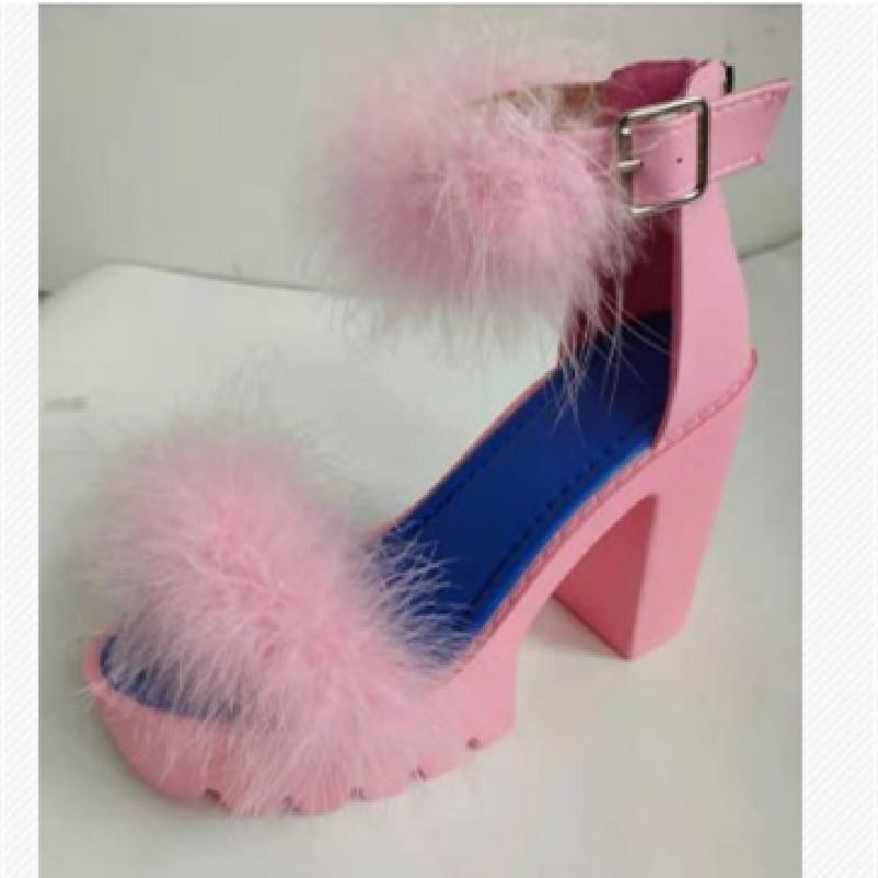 Sandale Stil Nou Femei Europa America cu Toc Gros O Linie Blană Mărime Mare Cataramă Tocuri Înalte Sandale de Modă