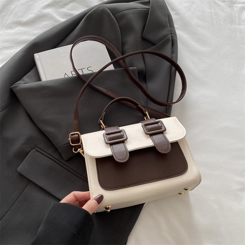 New fashion messenger bag winter niche design shoulder bag women's texture portable small square bag