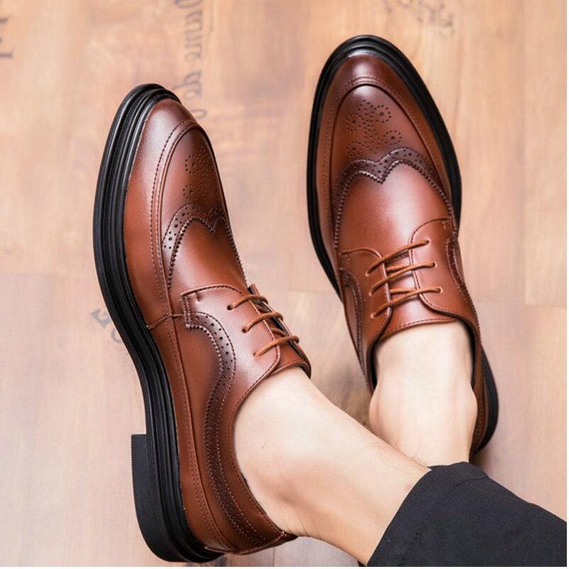 2022Newest High Quality Men Oxfords Shoes Male Formal Leather Shoes Men Brogues Shoes Bullock Business Wedding Dress Shoes 85 Ch65