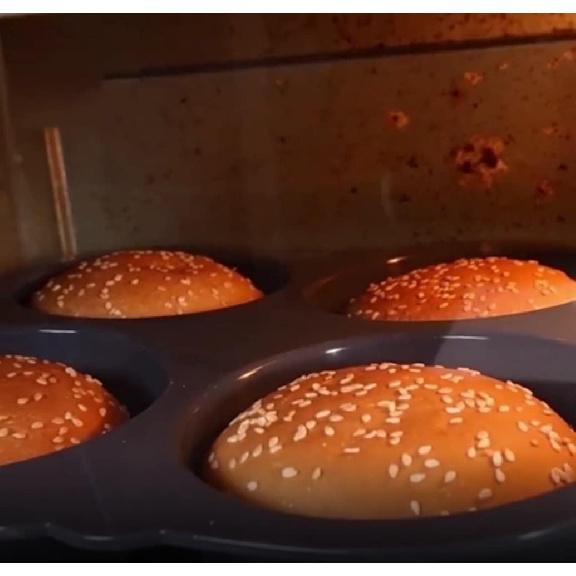 Hamburger Bun Mold Baking Hamburger Bread Pan Non-Stick Silicone Mold Dishwasher Safe 4 Cavities for Burger Buns Kitchen Tool,10cm (4 Inch) Egg