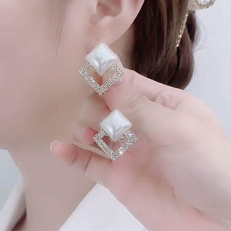

Accessible Luxury Diamond Easiest for Match Pearl Earrings Female Silver Needle