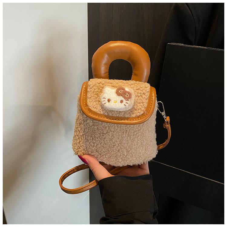 High-value Cute Cat Small Bag Women's Autumn and Winter New Furry Bucket Bag Fashionable Portable Messenger Bag
