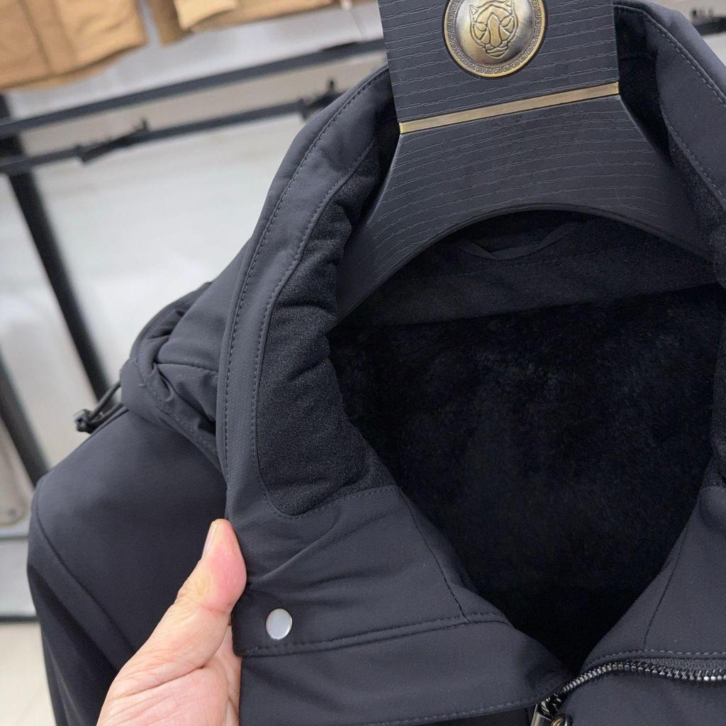 H Family Hooded Jacket: Stylish, Casual, Versatile with Detachable Lining - Model 4Y003A