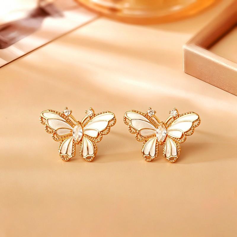 Elegant 3D Butterfly Stud Earrings Women Sweet Fresh Style Post Real Gold Plated Copper