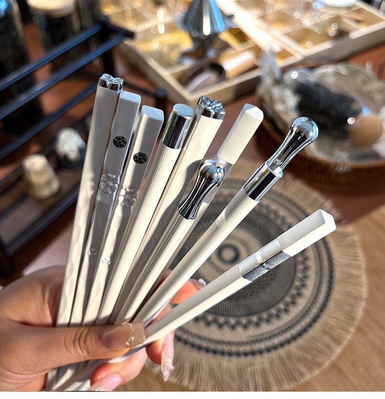 High-Grade Antibacterial Non-Slip Chopsticks - Heat Resistant, Mold Proof, Stylish Alloy for Single Portion Use