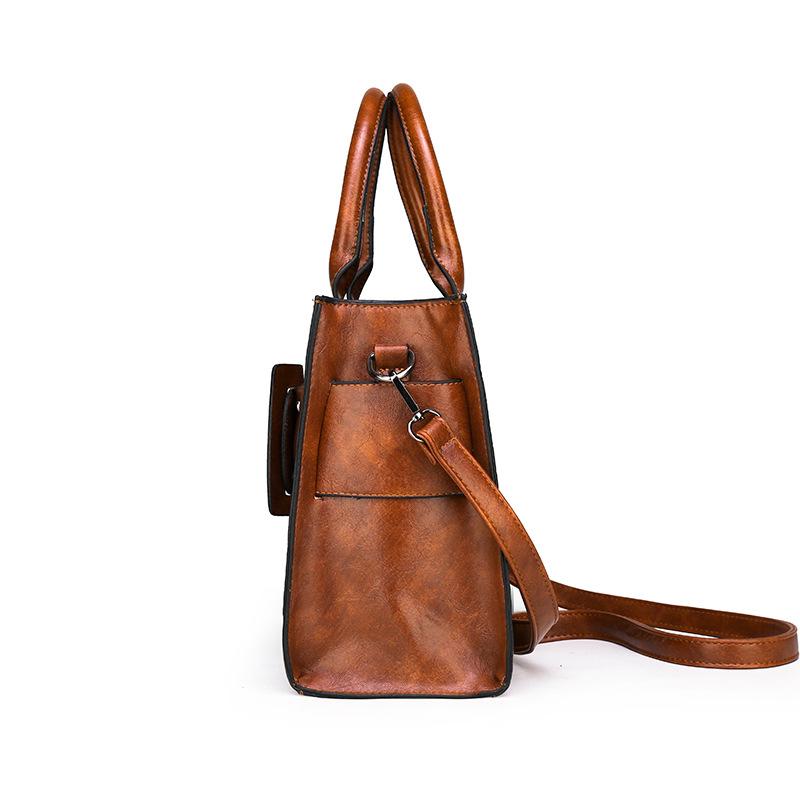 Female 2024 New Letter Pattern Portable Shoulder Embossed Large Capacity Messenger Bag