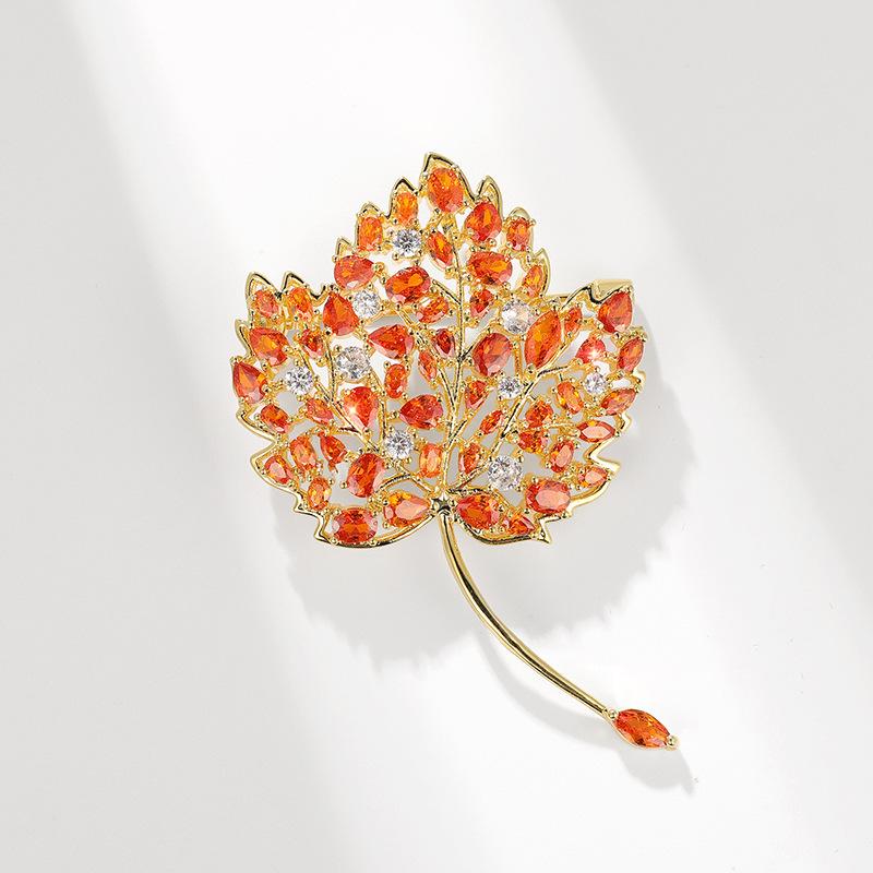 Bo Xin Yun Red Zircon Maple Leaf Brooch - Elegant Corsage Gift Pin