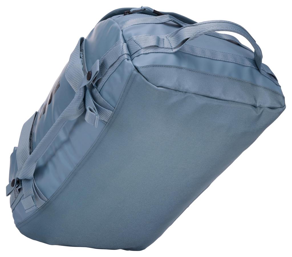 Thule Chasm Duffel Bag, 30L, Heavy-Duty, Weather-Resistant, Lockable Zipper Pulls, 1.2kg Capacity, Pond Gray