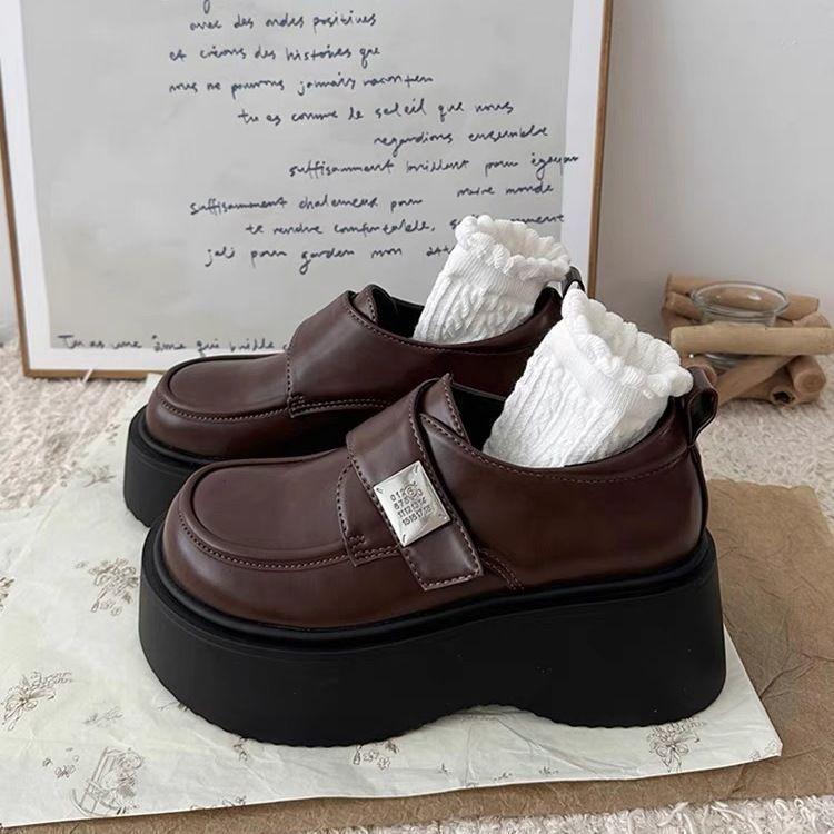 Stylish simple retro small muffin platform loafer shoes 2025 summer new versatile women's small leather shoes