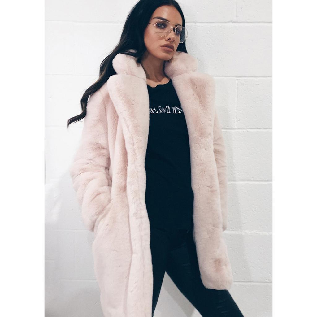 Пальто из искусственного меха. Меховое пальто для женщин. Шубы женские зимние. Пальто из искусственного меха. Зимние пальто из искусственного меха женские.