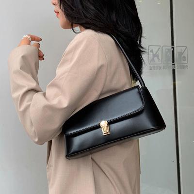 Módní kabelky do podpaží s malou klapkou pro ženy Vintage dámské kabelky z PU kůže Klasické elegantní kabelky přes rameno