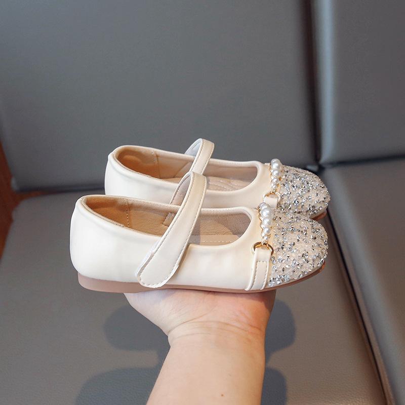 

Classmate girl pearl small leather shoes fashion small fragrant wind princess shoes 2025 spring and autumn new baby girl soft sole single shoes 23