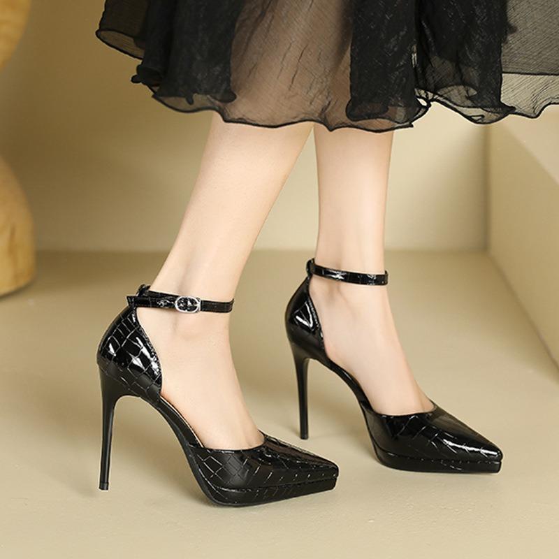 8-1 One-word Hollow High-heeled Sandals Women's Summer Waterproof Plaid Single Shoes Women's Pointed Stiletto High Heels
