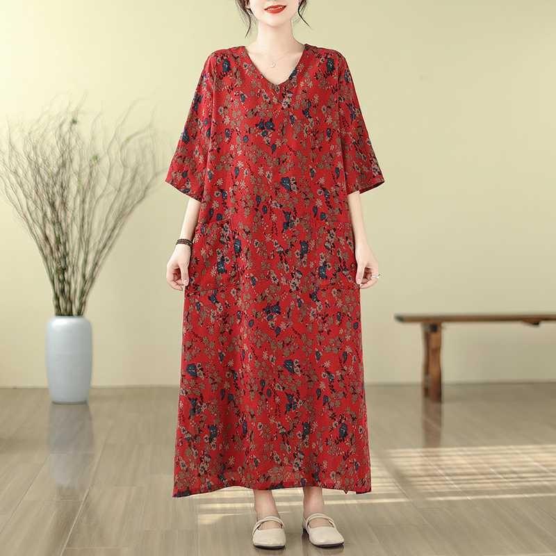 2025 Literary Retro Travel Plus Slim Cotton V-Neck Dress
