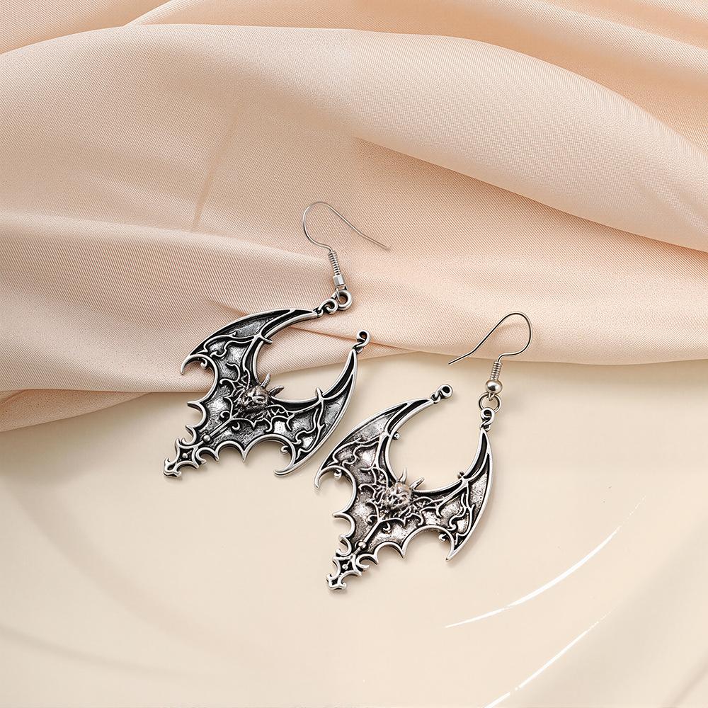 Dark Punk Style Earrings Retro Black Bat High-end Halloween Earrings
