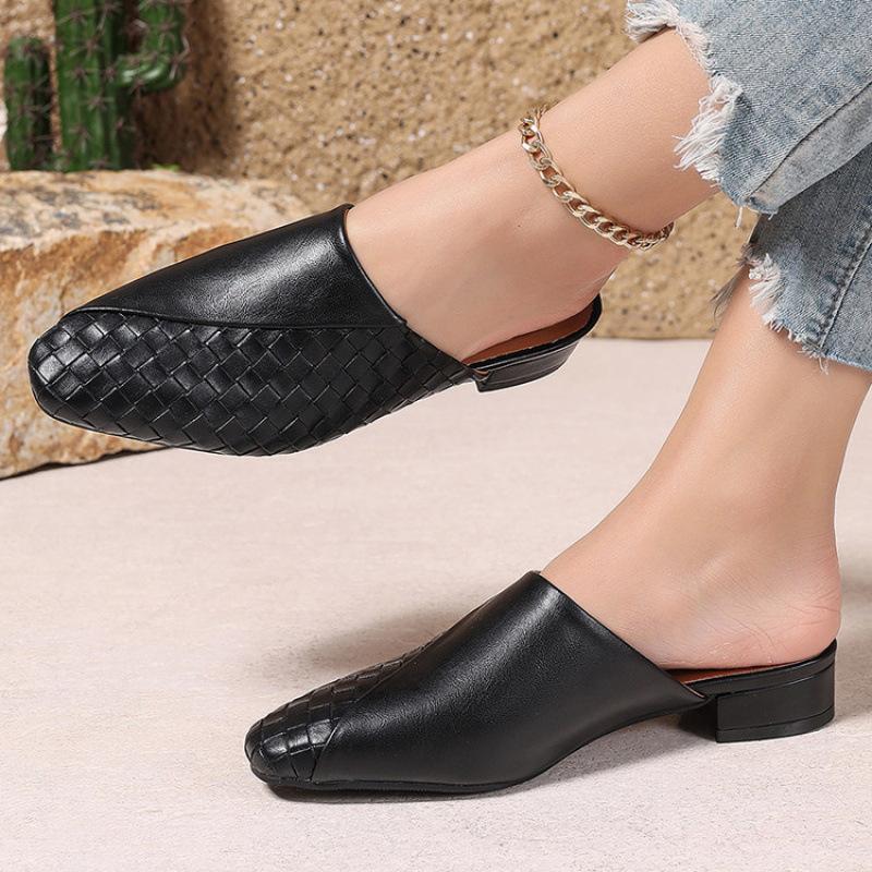 

New women s bag head slippers non-slip large size shoes popular in Europe and America 2025 golden flat cool slippers women 39 чёрный