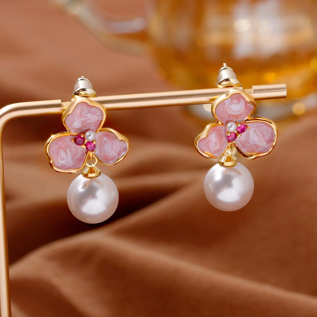 Mote øredobber for kvinners smykker