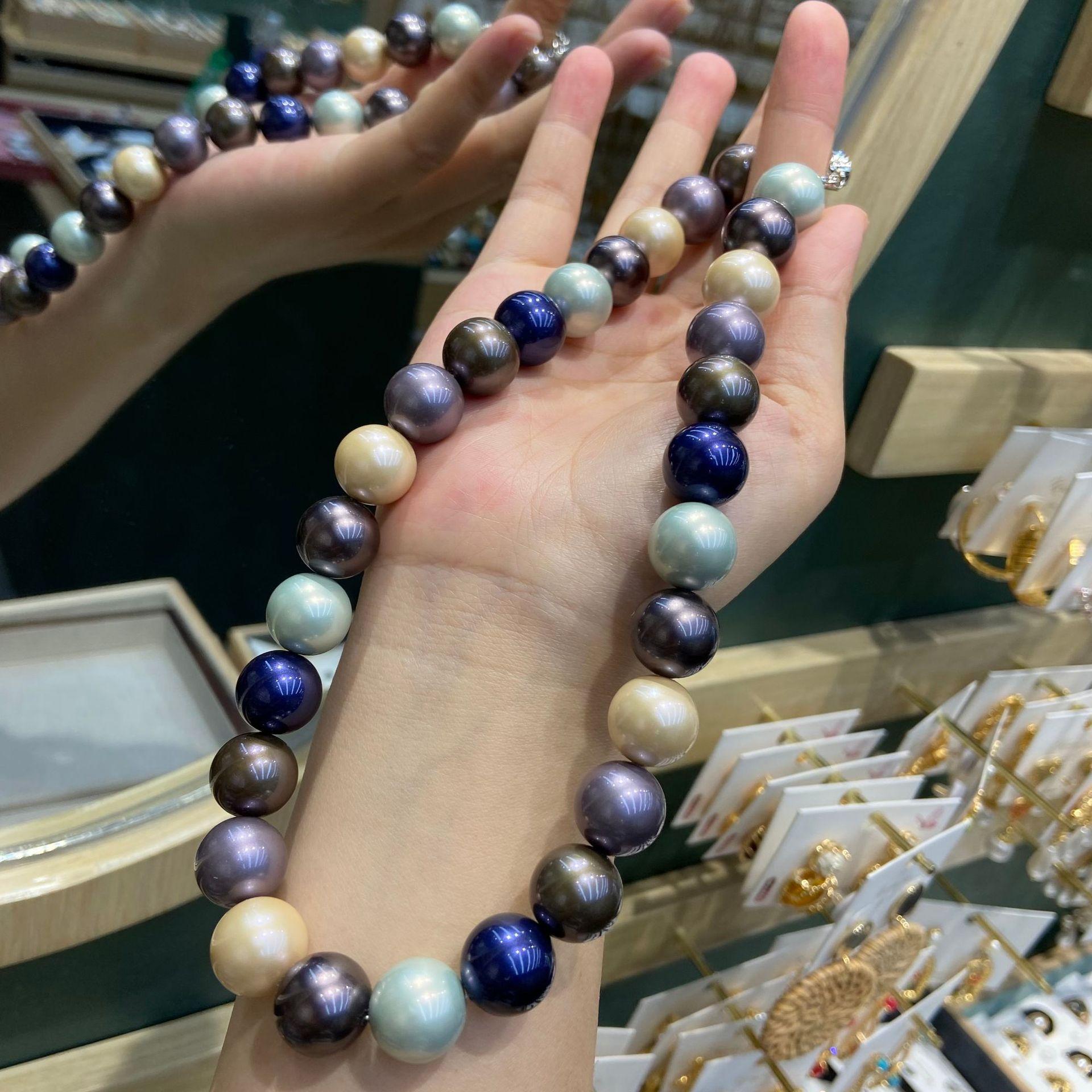 

Large Particle 14Mm Natural Morandi Color Mixed Color Natural Deep Sea Bead Necklace Short Bead Chain Fashionable And Versatile