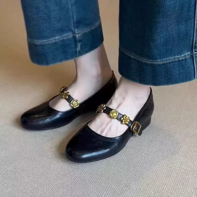 

Summer metal one-word buckle belt low-heeled single shoes women s shallow mouth ballet Mary Jane shoes design sense 35 чёрный