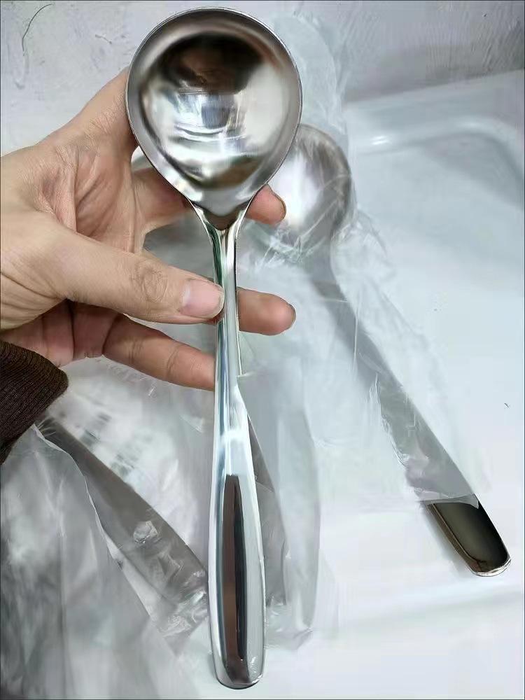 Stainless Steel Soup Spoon: Thick Long-Handled Ladle for Household and Kitchen Use