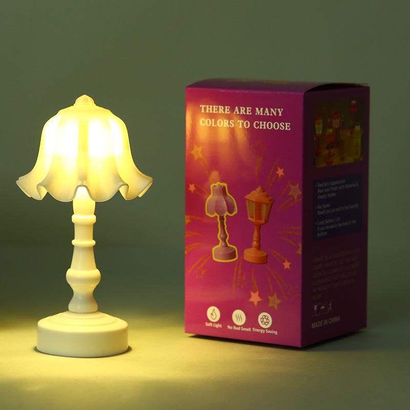 Mini LED Street Lamp Night Light - Small Table Lamp for Atmosphere and Decorative Micro Landscapes
