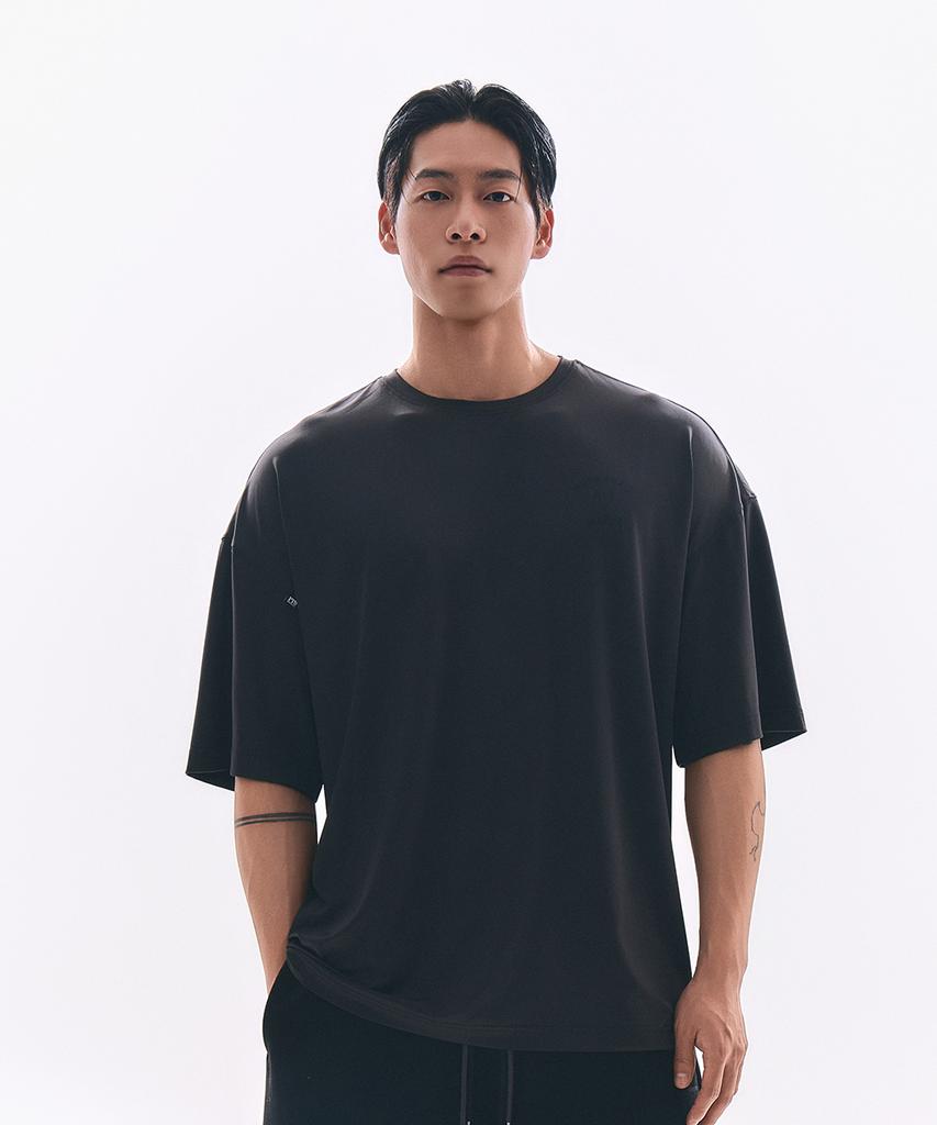 Weideun [Ali] The Greatest Oversized Short Sleeve Charcoal