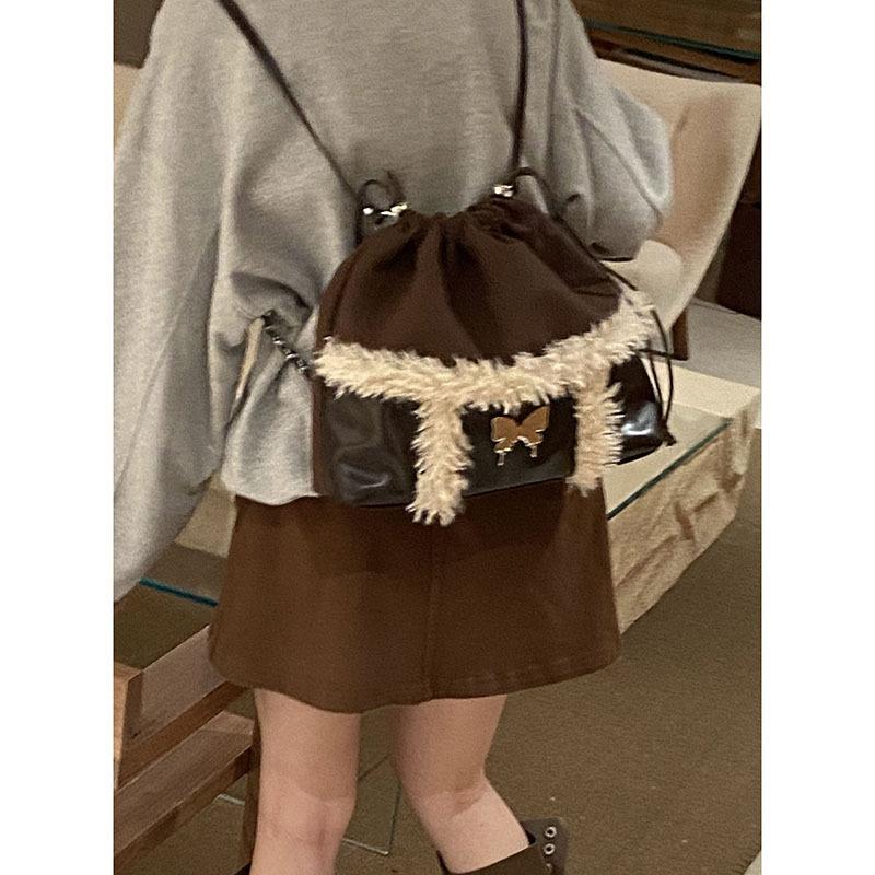Autumn and Winter Fashion Women's Small Backpack 2025 New Fashion Retro Plush Backpack Casual Bucket Bag
