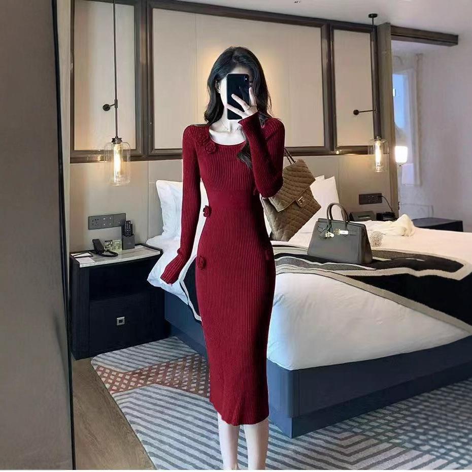 Retro Three-dimensional Flower Knitted Dress for Women's Autumn and Winter New Temperament Outside and Inside Pullover Sweater for Women