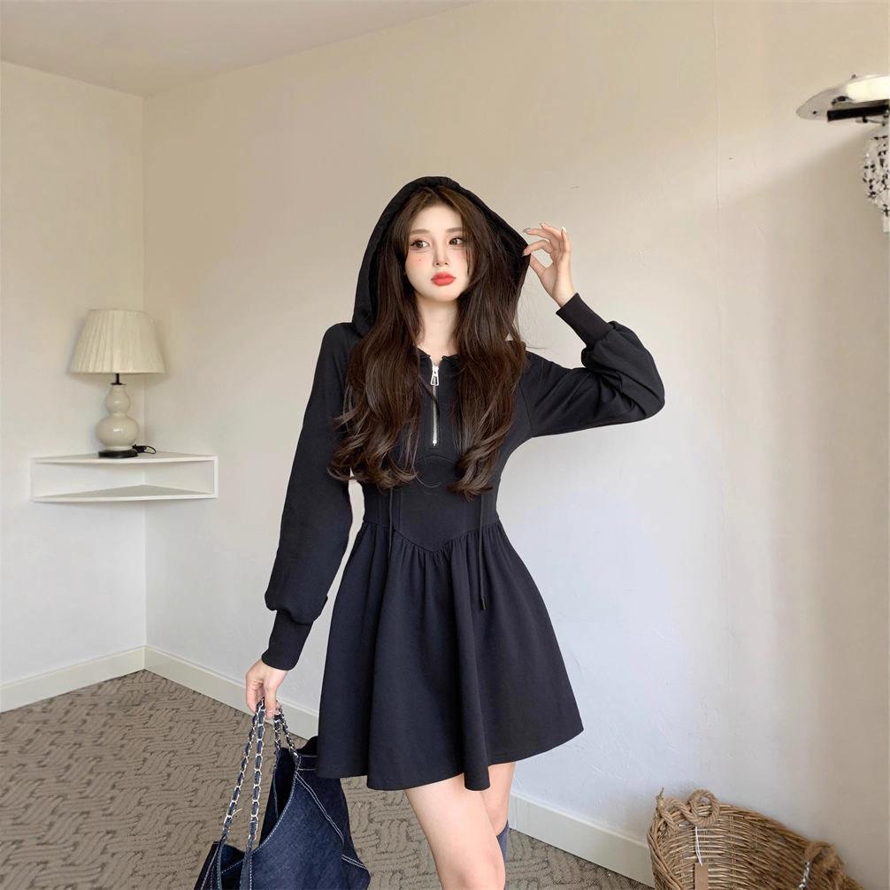 Large size black hooded casual sweater dress women's autumn and winter fat mm advanced feeling waist and thin A-shaped short skirt
