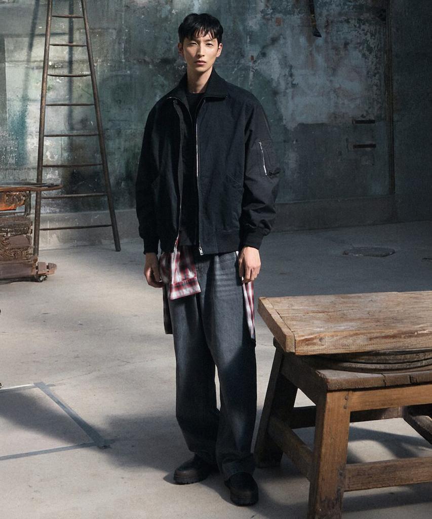 SHIFT.G Semi Wide Tapered Denim Pants Black